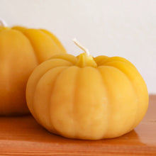 Pumpkin Beeswax Candle - Small